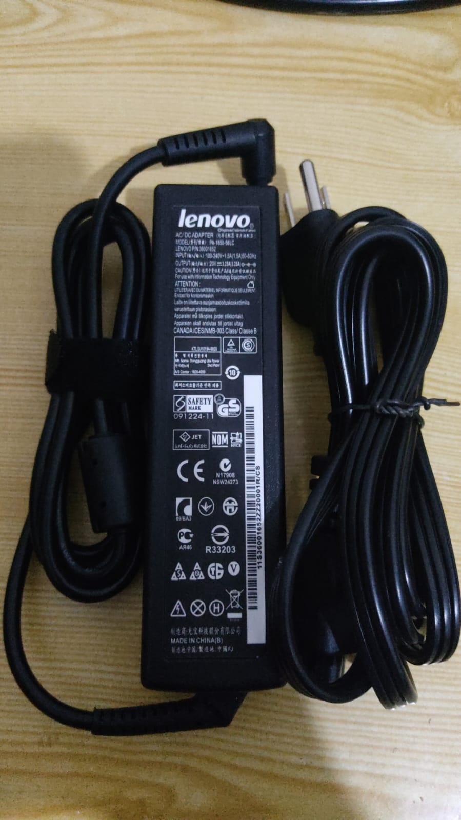 Cargador Lenovo